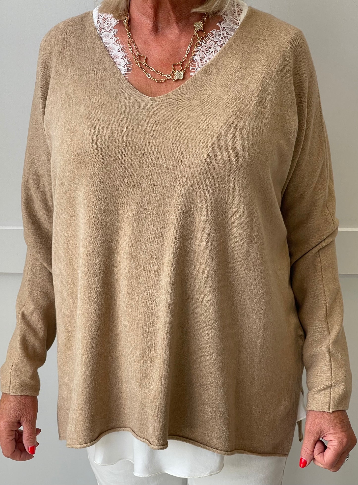 The Polly - V Neck Cashmere Mix Jumper