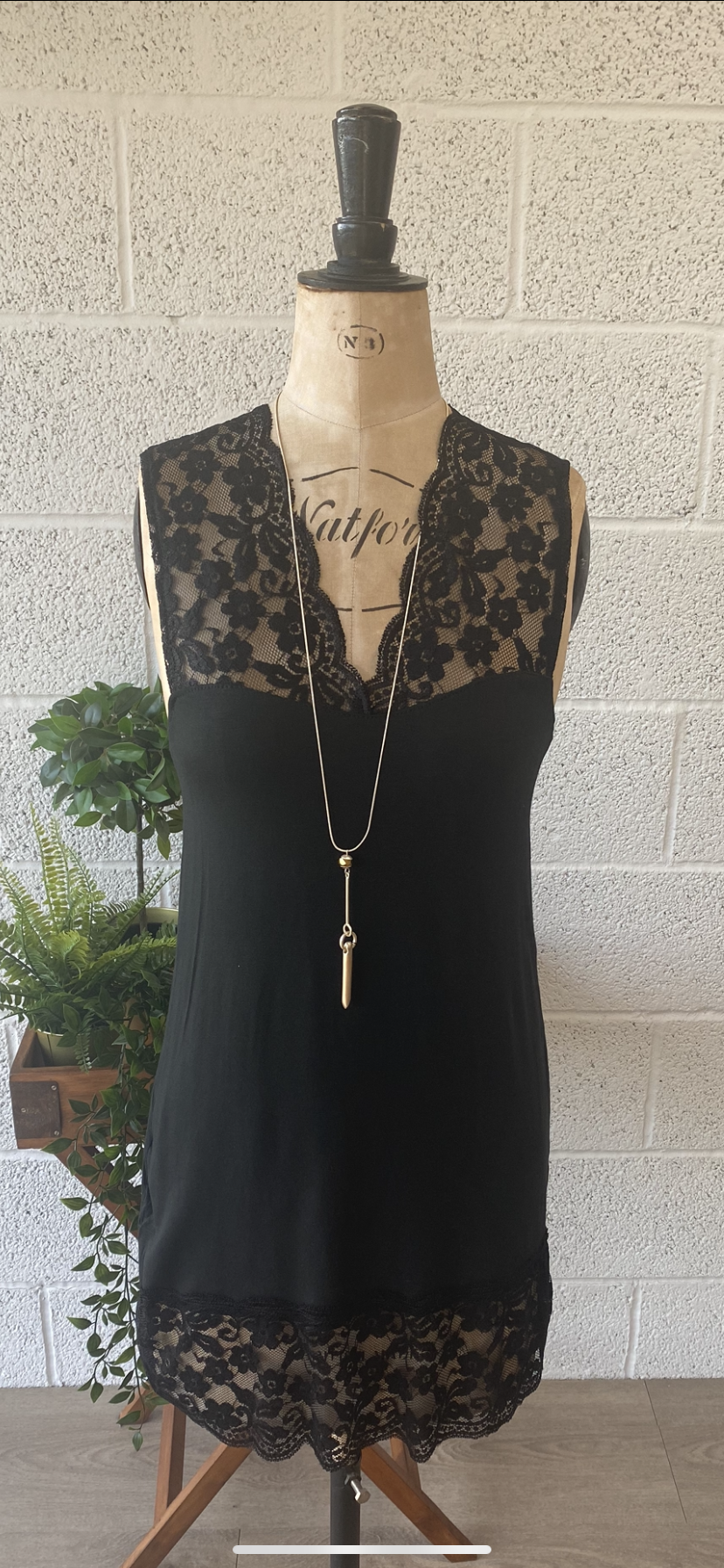 V Lace Vest
