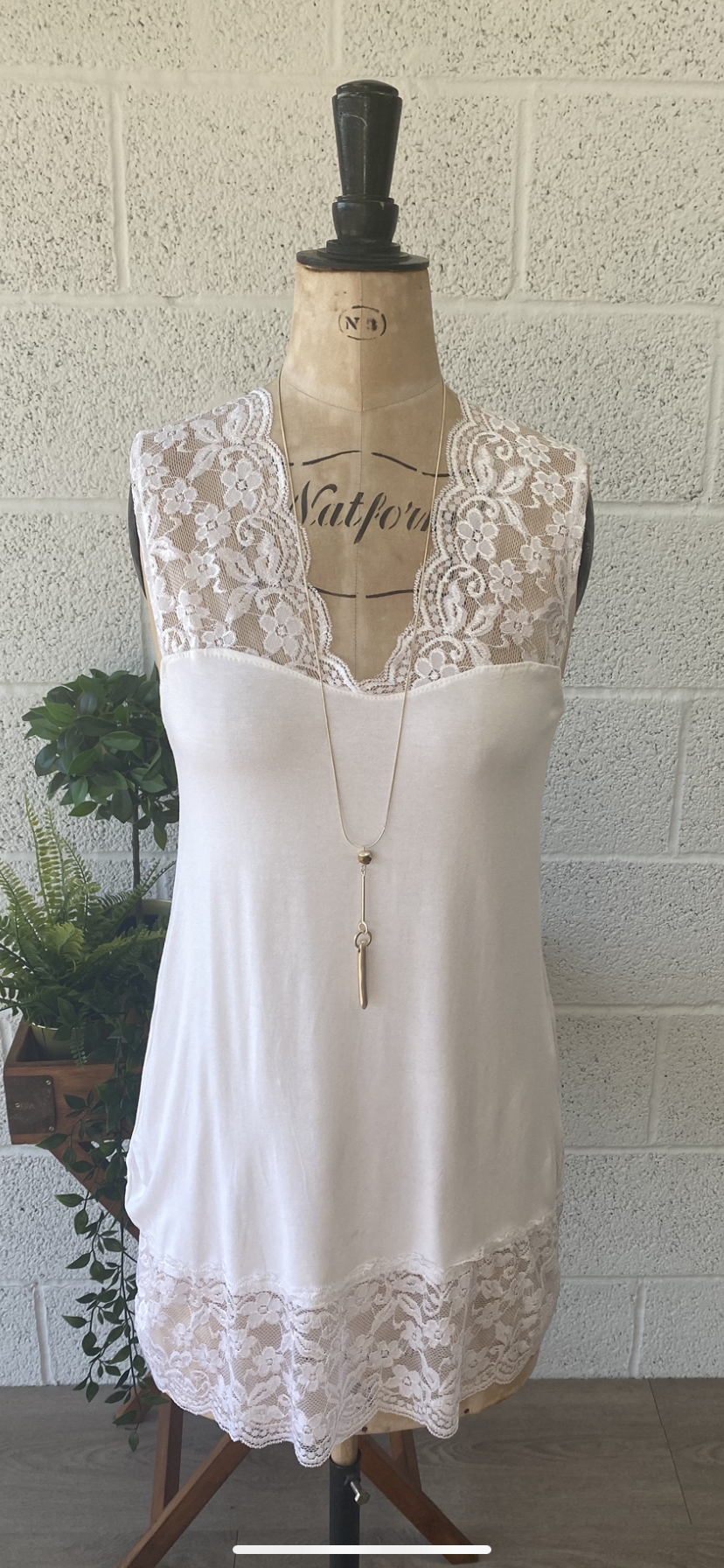 V Lace Vest