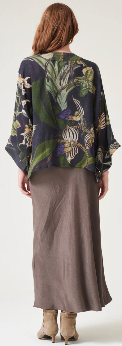 One Hundred Stars Orchid Black Wool Kimono