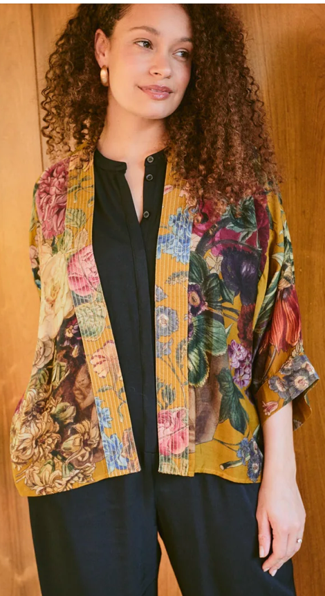 One Hundred Stars Primula Kimono
