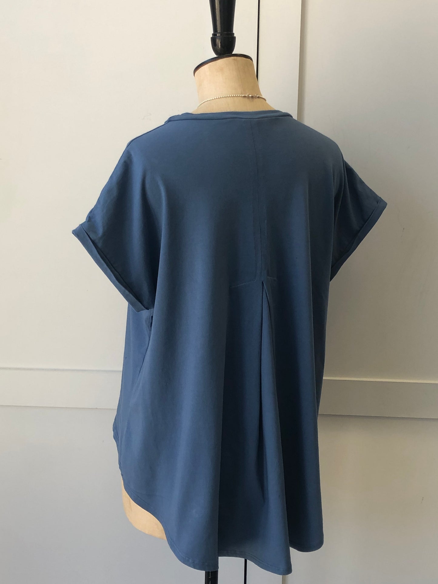 Short Sleeve Pleat Back Jersey Top